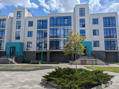 Продається унікальна двокімнатна квартира в мальовничому місці