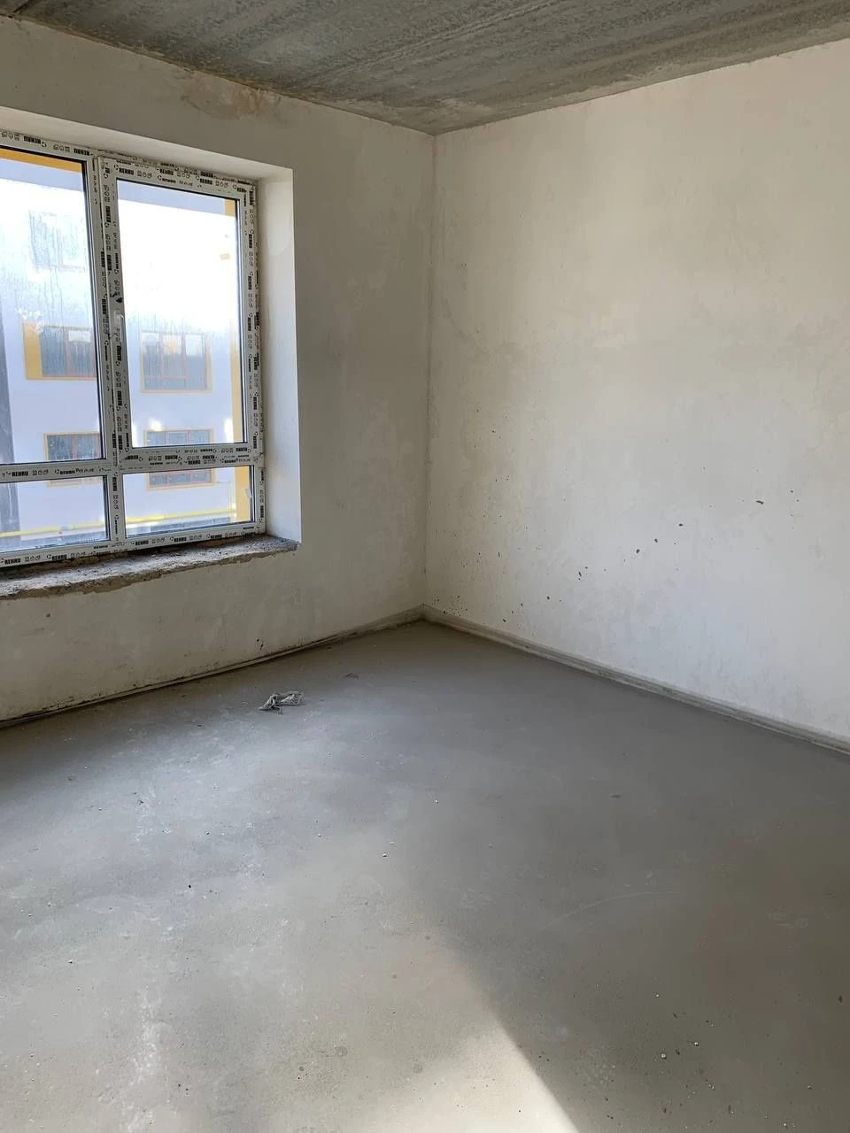 ТЕРМІНОВО Продам 1к ЖК Молодість