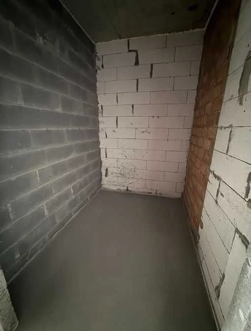 Продам квартиру в зданому будинку. Газ. Заходь на ремонт. Бе
