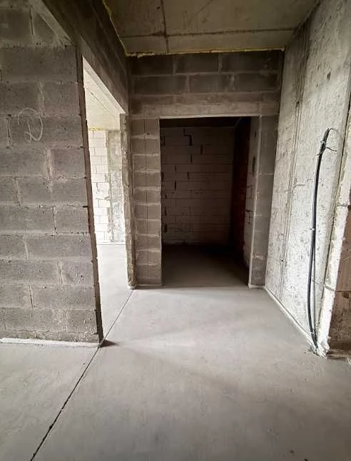 Продам квартиру в зданому будинку. Газ. Заходь на ремонт. Бе
