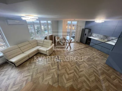 Продаж дво рівнева квартира 104м2 з дизайнерським ремонтом в