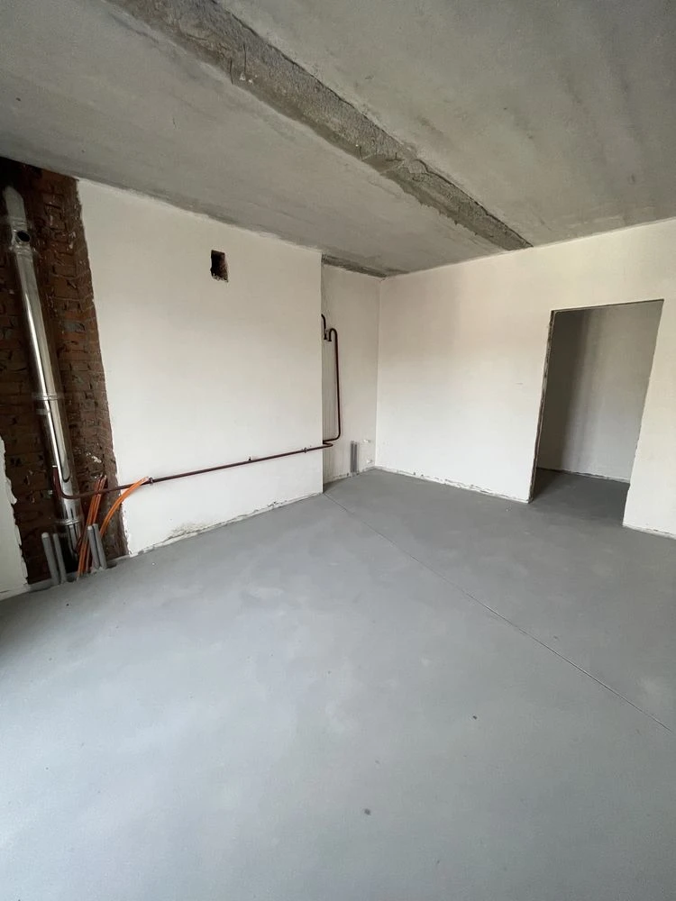 Ready 2-bedroom, 72 sq m, very warm, inhabited house.