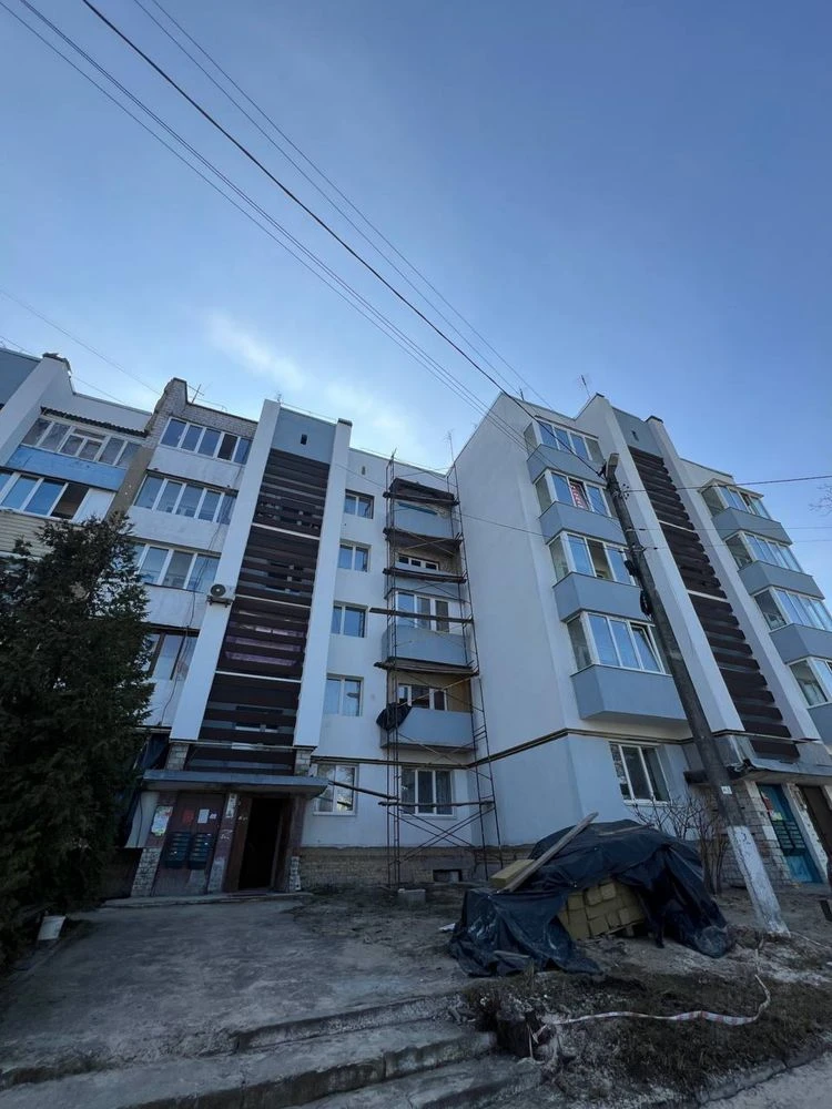 Продається 2 кімнатна квартира, Ірпінь. 2 балкони. ДержПрогМ