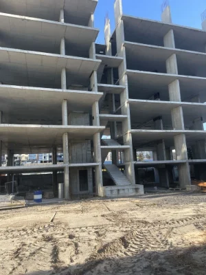 Центр. Газове інд. опалення. Паркінг