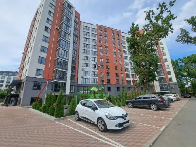 Продам неймовірно круту, видову двохкімнатну квартиру