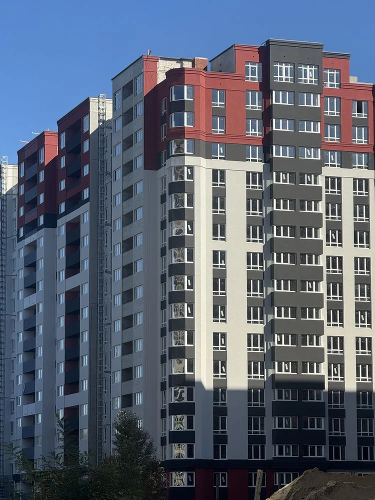 Терміновий продаж 2к в новобудові. Швидкий виїзд до Києва.