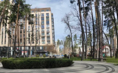 Велика 3-кімнатна квартира. ВИД НА ПАРК Правика у центрі Ірп