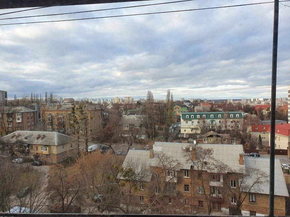 3 кімнатна квартира від власника на Дорогожичах біля метро