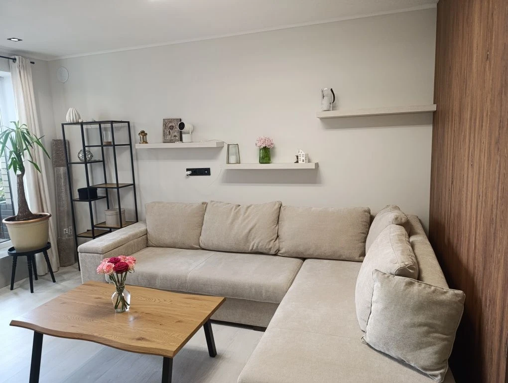 Art Residence элитная квартира с лоджией с видом на парк Пра