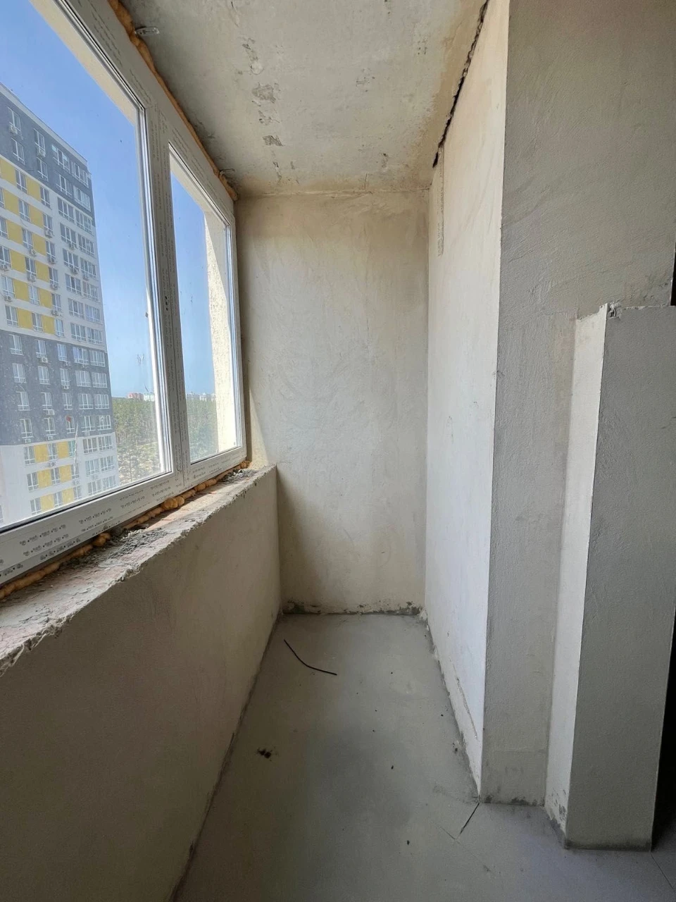 Продається шикарна однокімнатна квартира в зданому будинку з