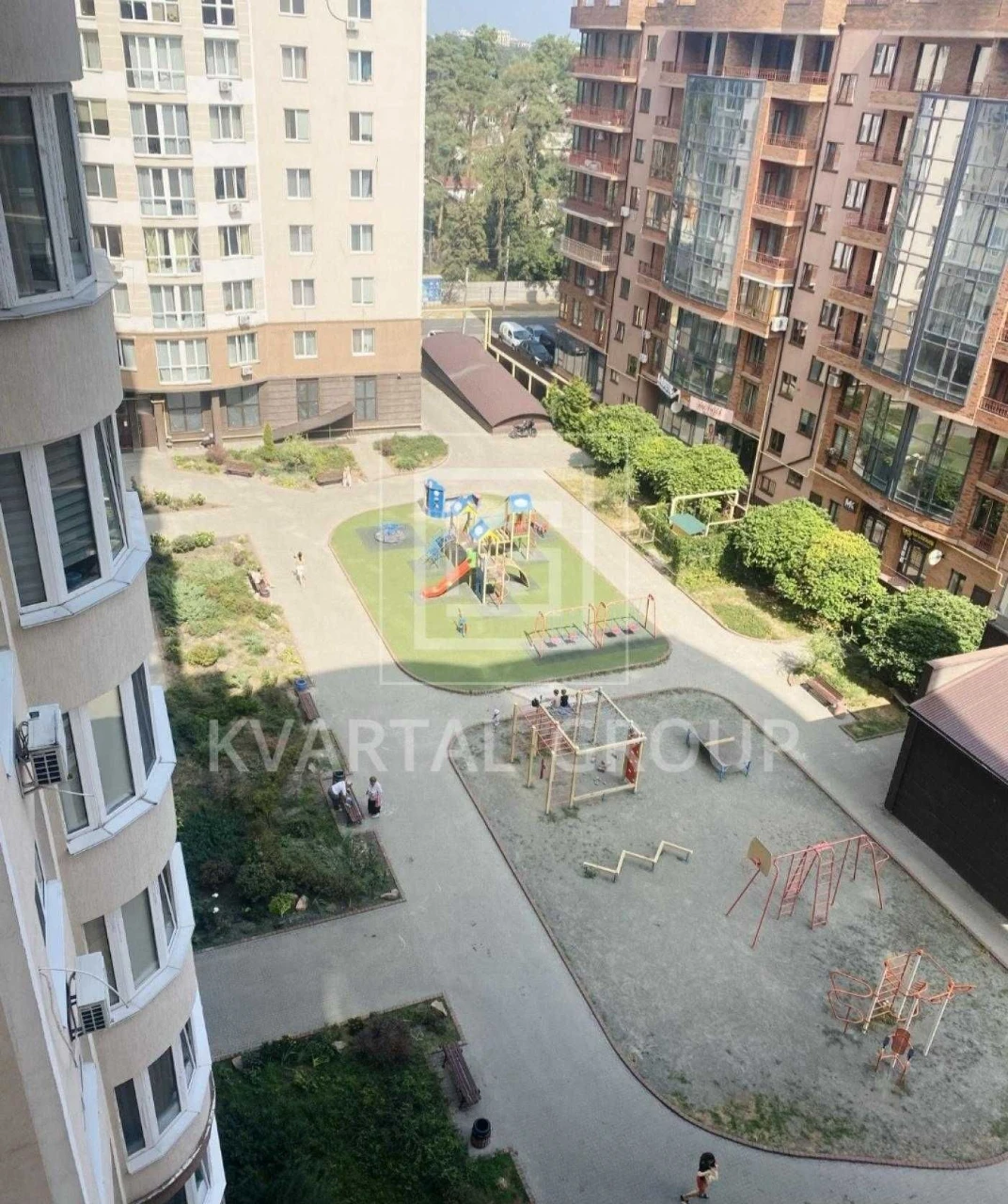 БЕЗ КОМІСІЇ/Стильна 2-к Квартира, кухня-вітальня 16м2/Центра