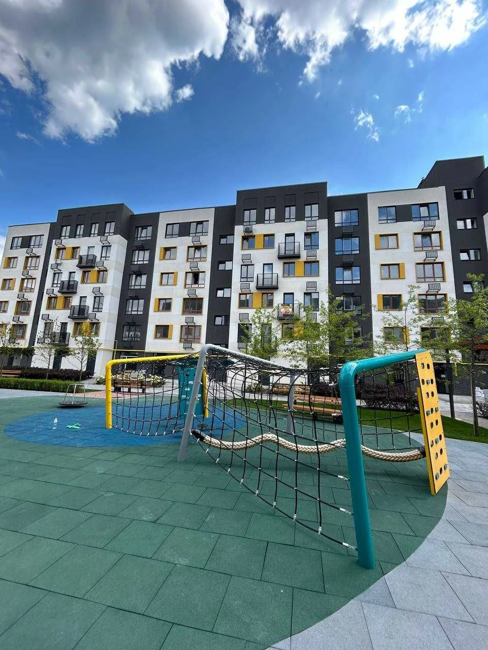 Продаю двокімнатну квартиру  Ірпінь 58м2