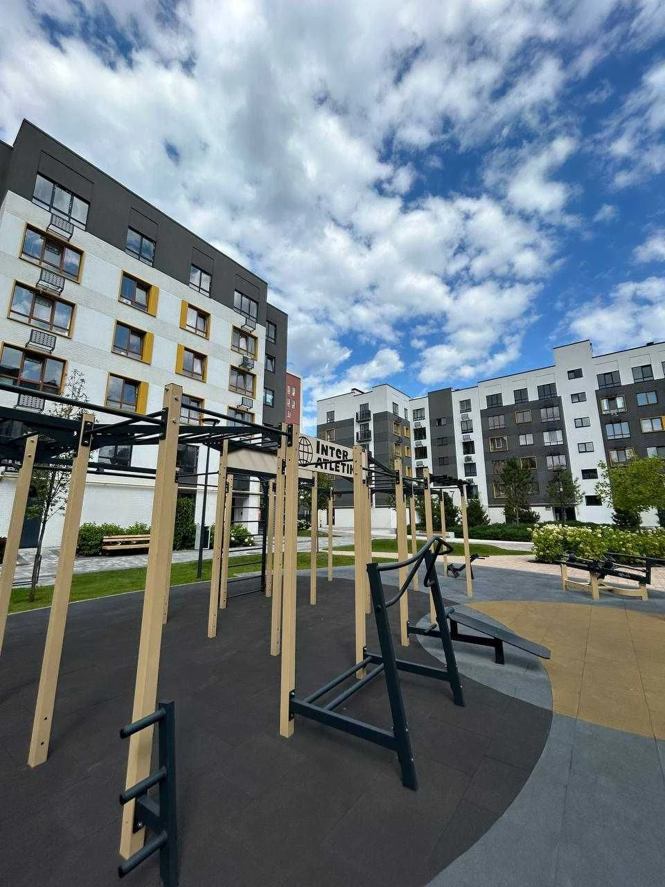 Продаю двокімнатну квартиру  Ірпінь 58м2