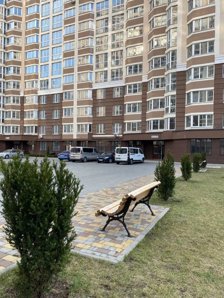 Продам простору та комфортну квартиру