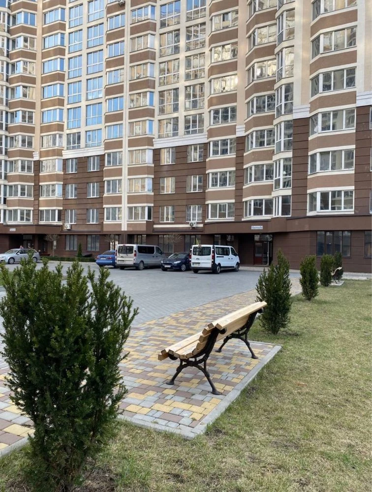 Продам простору та комфортну квартиру