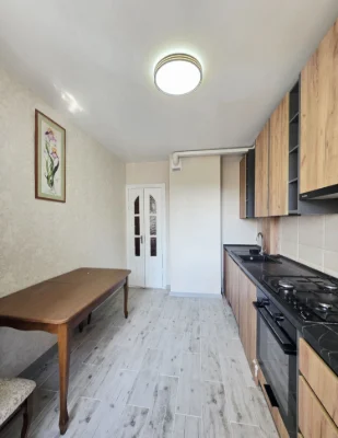 Продам 3х.квартиру м.Обухів