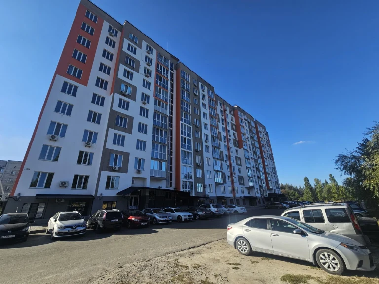 Продаж 2-х кімнатної квартири в новому будинку