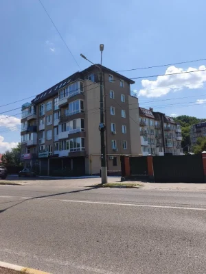 Продаж дворівневої квартири в м Обухів, вул Київська