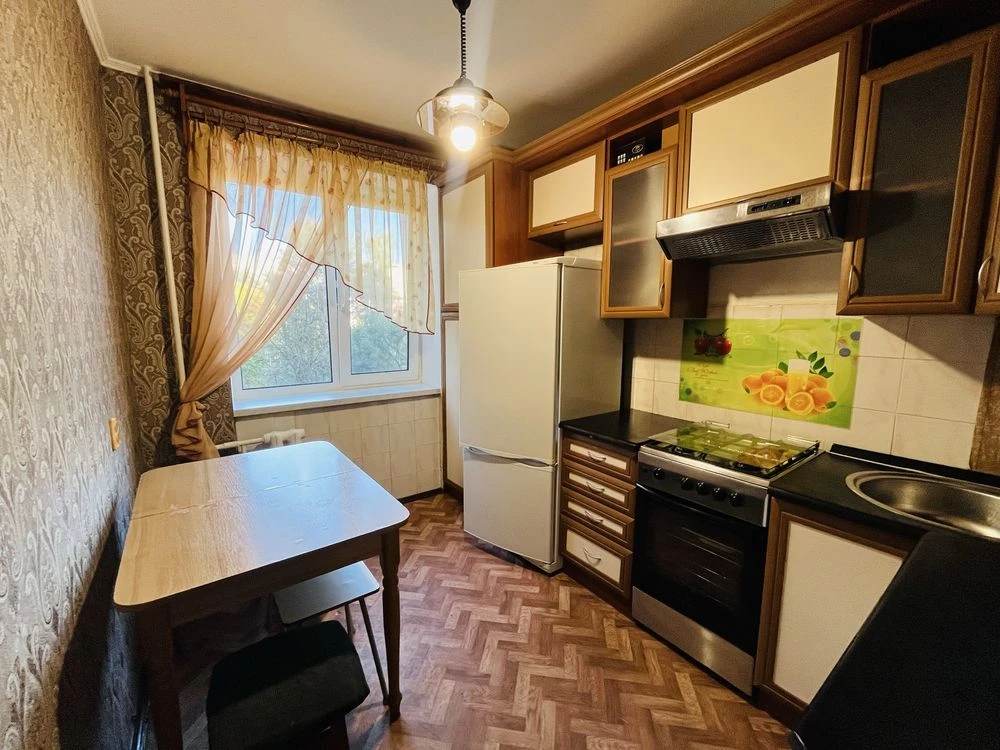 Продаж 3-х кімнатної квартири в м.Обухові по вул.Київська