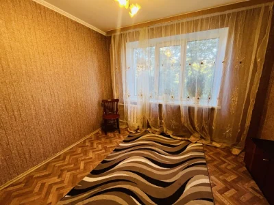 Продаж 3-х кімнатної квартири в м.Обухові по вул.Київська