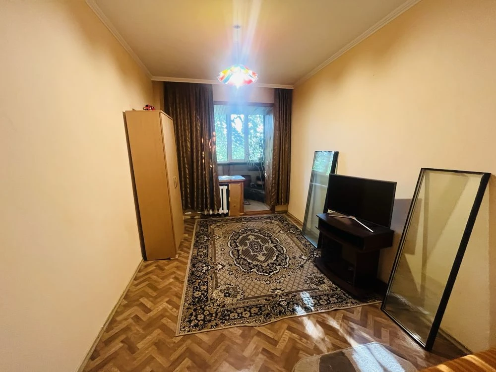 Продаж 3-х кімнатної квартири в м.Обухові по вул.Київська