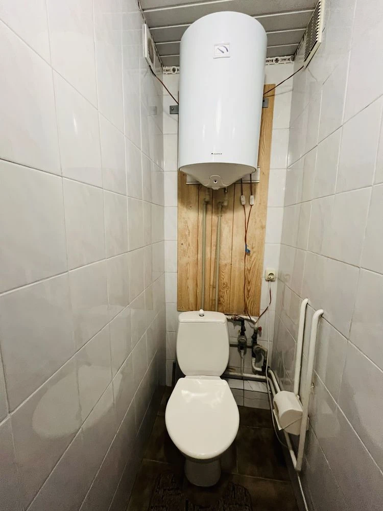 Продаж 3-х кімнатної квартири в м.Обухові по вул.Київська