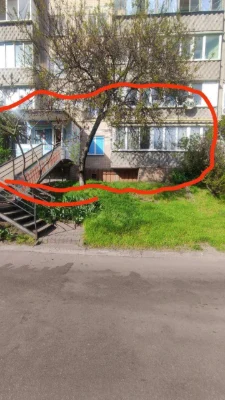 Продаж 3-кімнатної квартири (2-х кімнатна квартира для прожи