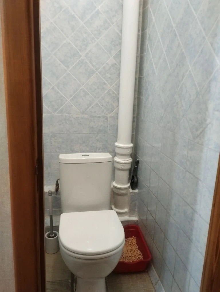 Продаж трикімнатної квартири