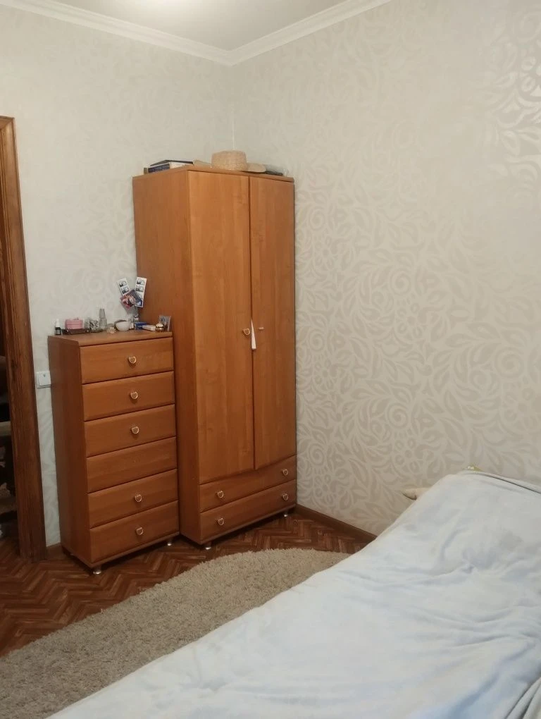 Продаж трикімнатної квартири