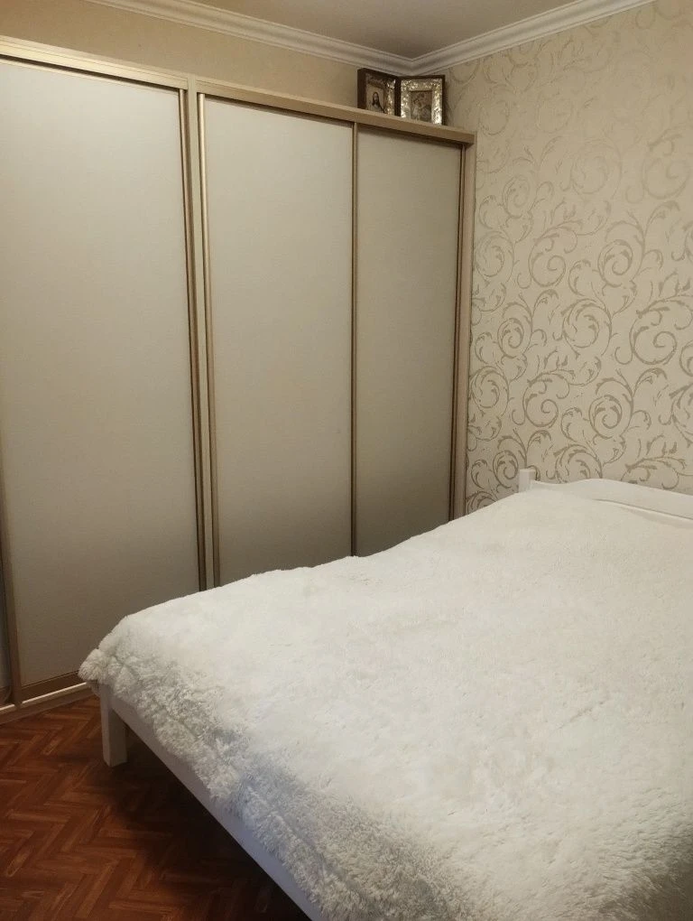 Продаж трикімнатної квартири
