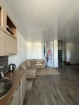 Продам 1о кімнатну квартиру вул. Академічна 28