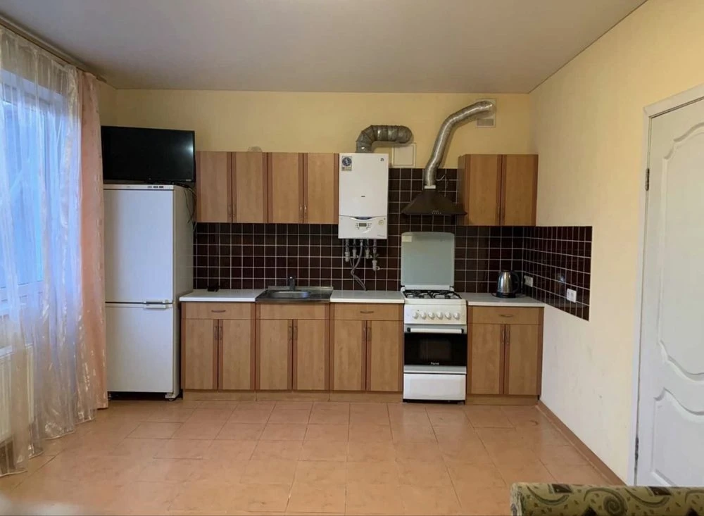Продам 3-х комн квартиру в м.Обухові