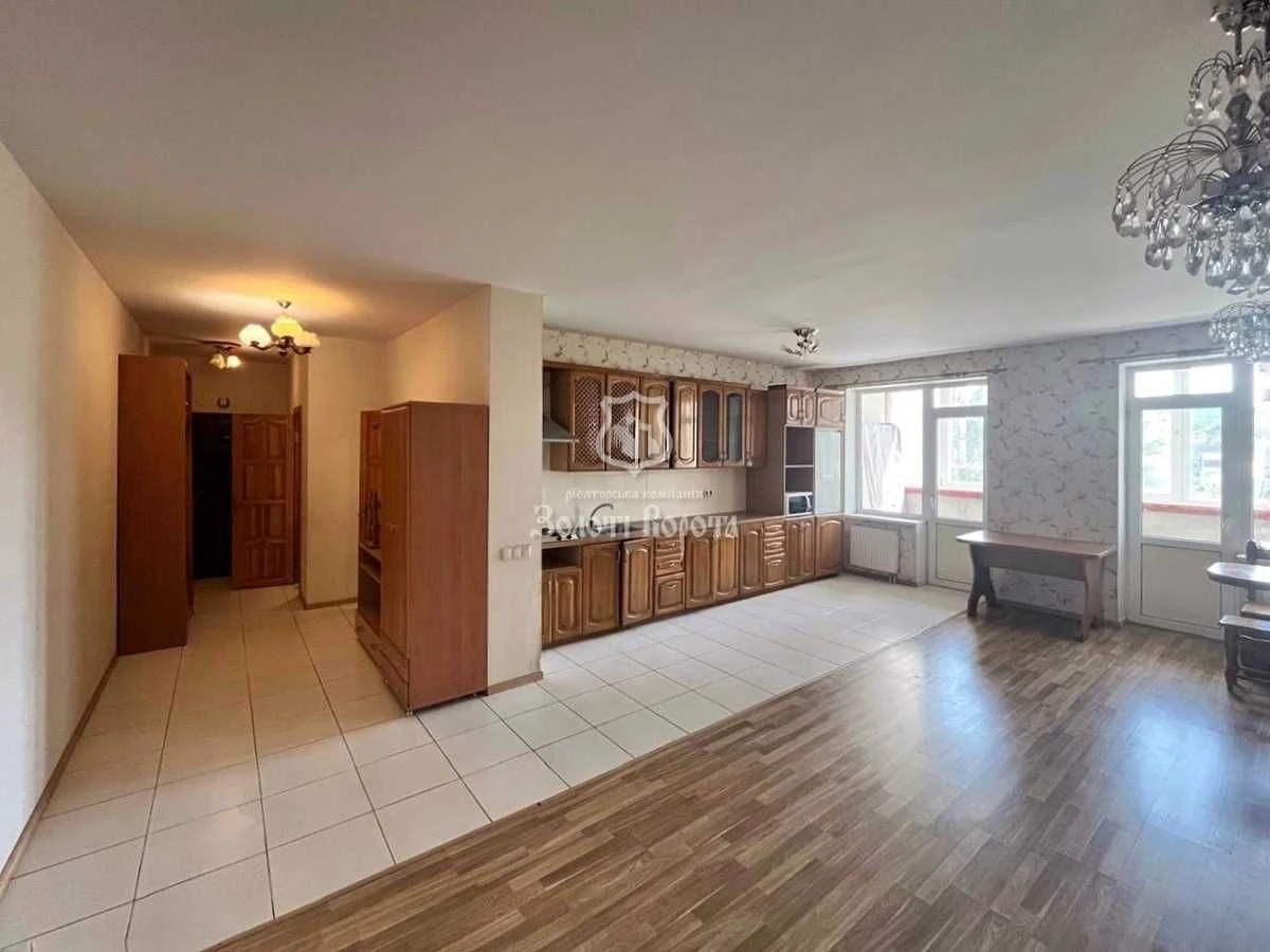 Квартира, 2к. Житловий стан. Академічна, 28, Обухів