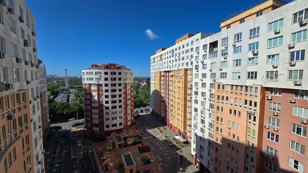 1-room apartment Ernst 16-b Evrodvushka 66 sq m Perlyna Kadetsko