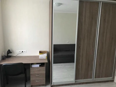 Продам 3-х кімнатну квартиру в м.Обухів