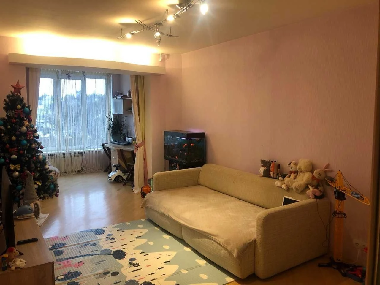 ВЛАСНИК! Продаж 2-ох кімнатної (68м.Кв ) квартири