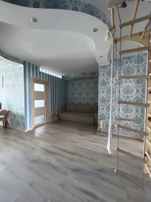 Продам 2 кімнатну квартиру в м Обухів, вул Академічна