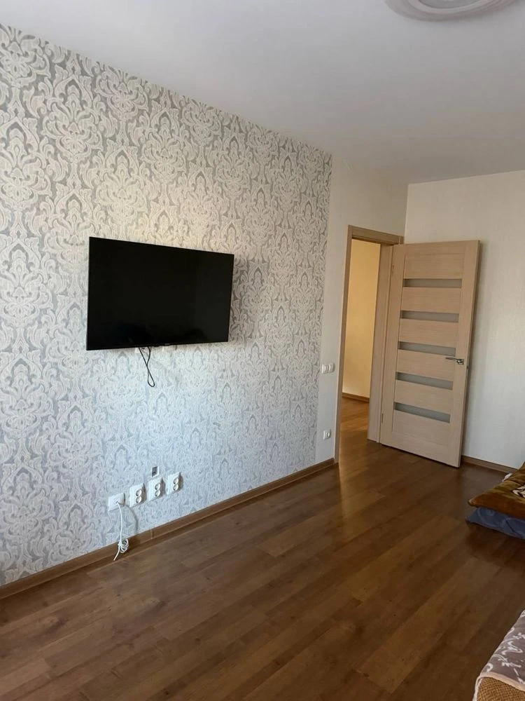 Квартира 3х кімнатна Обухів Піщана Київська 164
