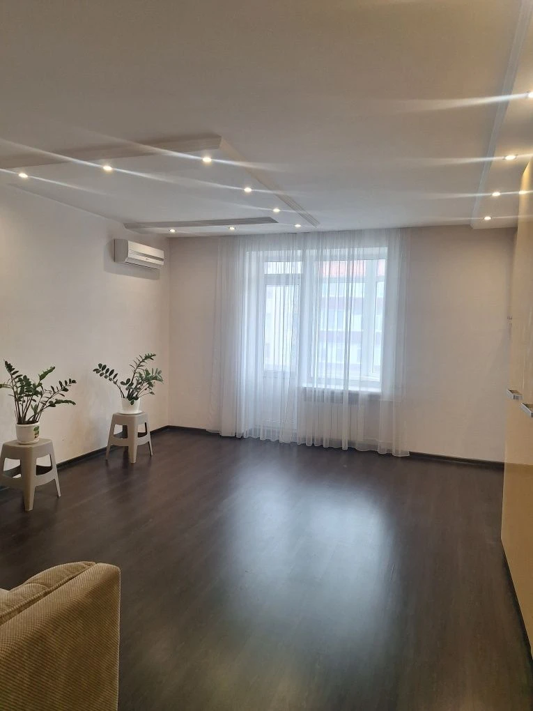 Продаж 2-кімнатної квартири в м.Обухів