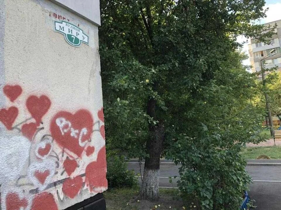 1/4 ч. двокімнатної квартири