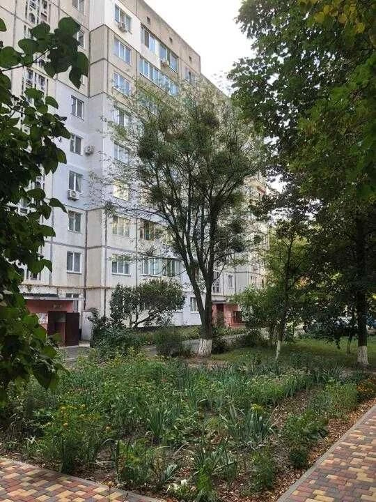 1/4 ч. двокімнатної квартири