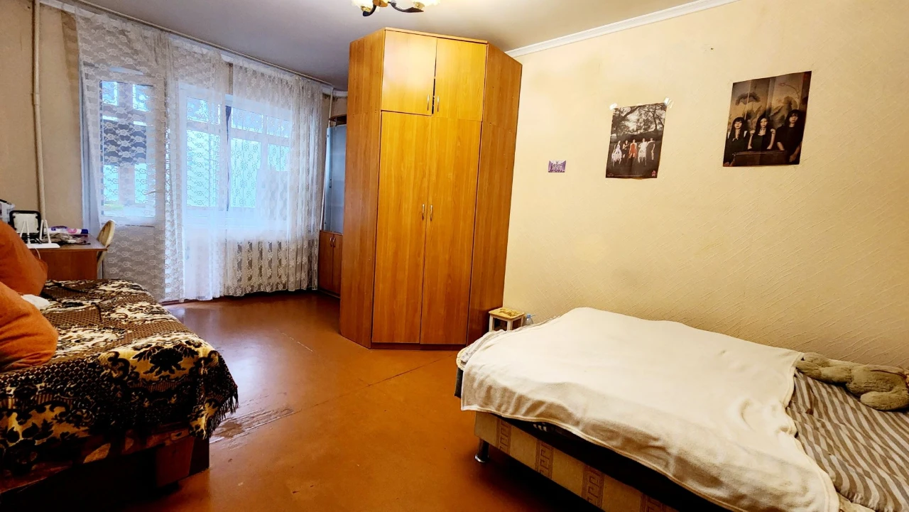 Продам 1к.квартиру м.Обухів