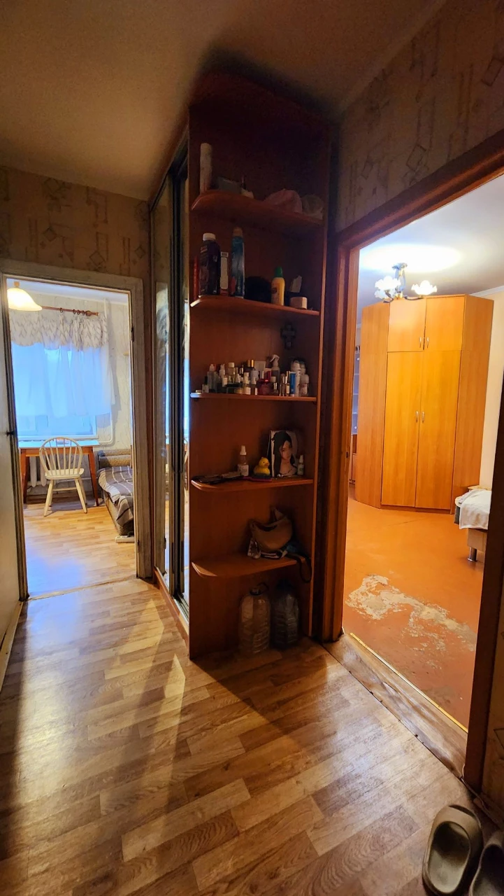 Продам 1к.квартиру м.Обухів