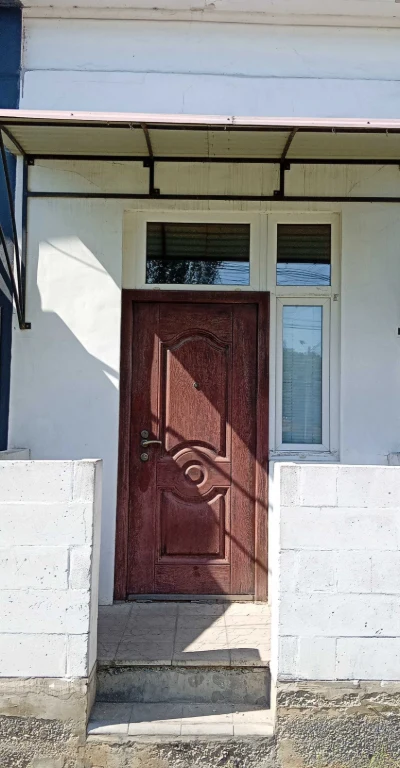 Продається 1 кімнатна квартира. Центр міста.