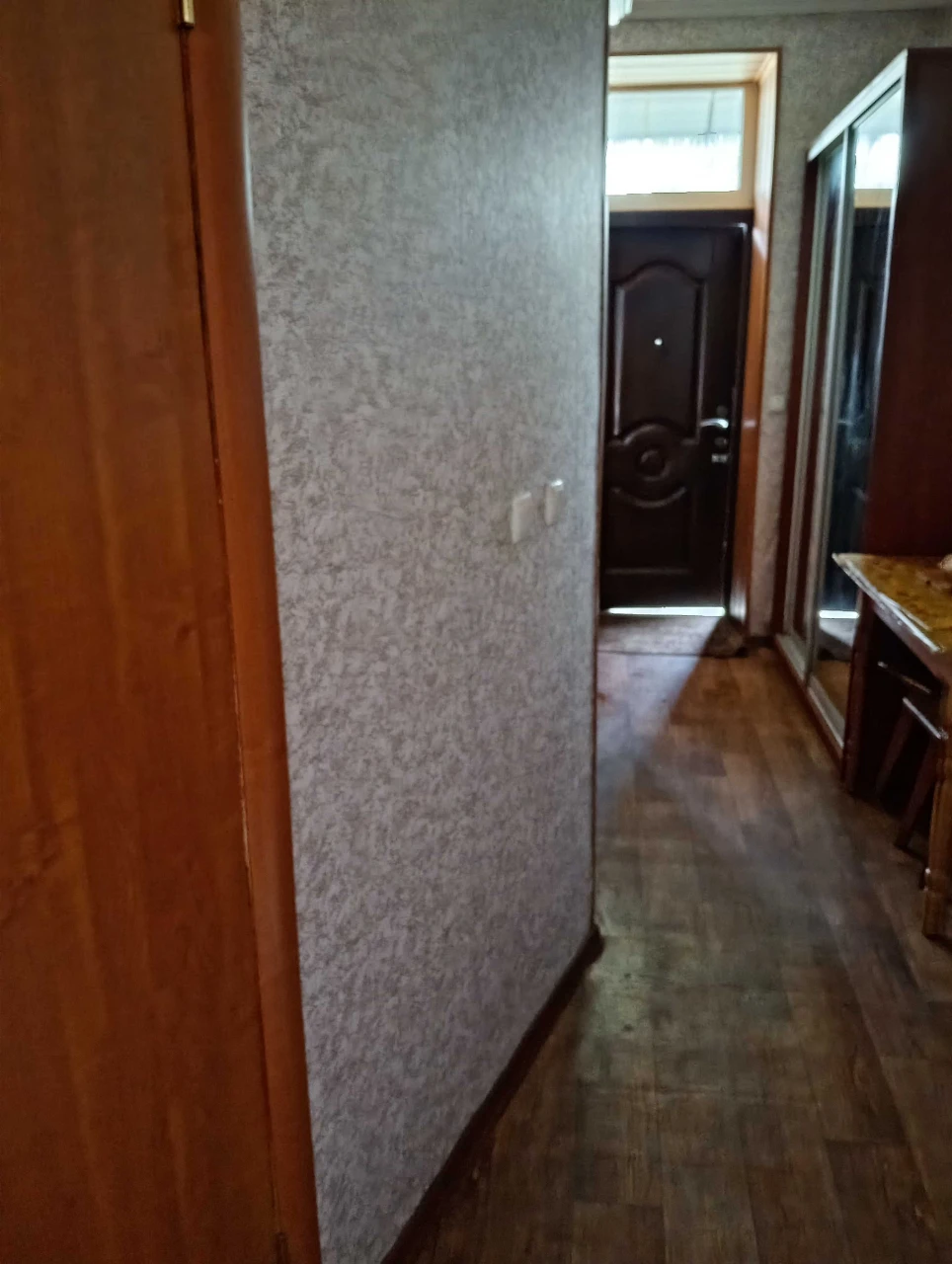 Продається 1 кімнатна квартира. Центр міста.