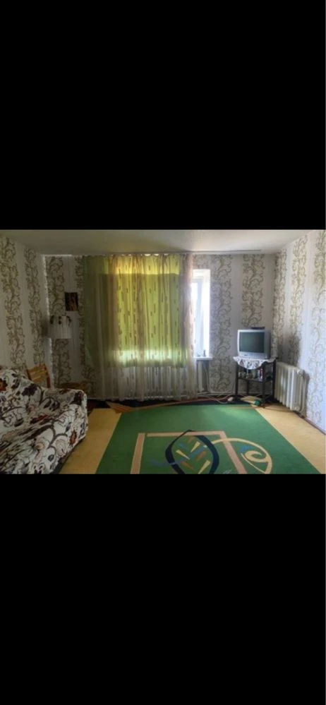 Продається 2-х кімнатна квартира в Таращі