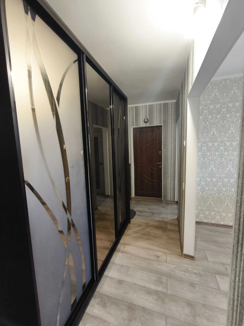 !! ЦІНА ЗНИЖЕНА !! 24 000$. Продаж 2-х кімнатної квартири!