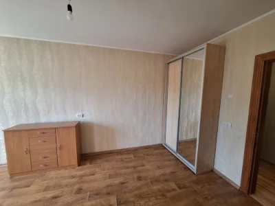 Продається  1 кім. кв. оновлено