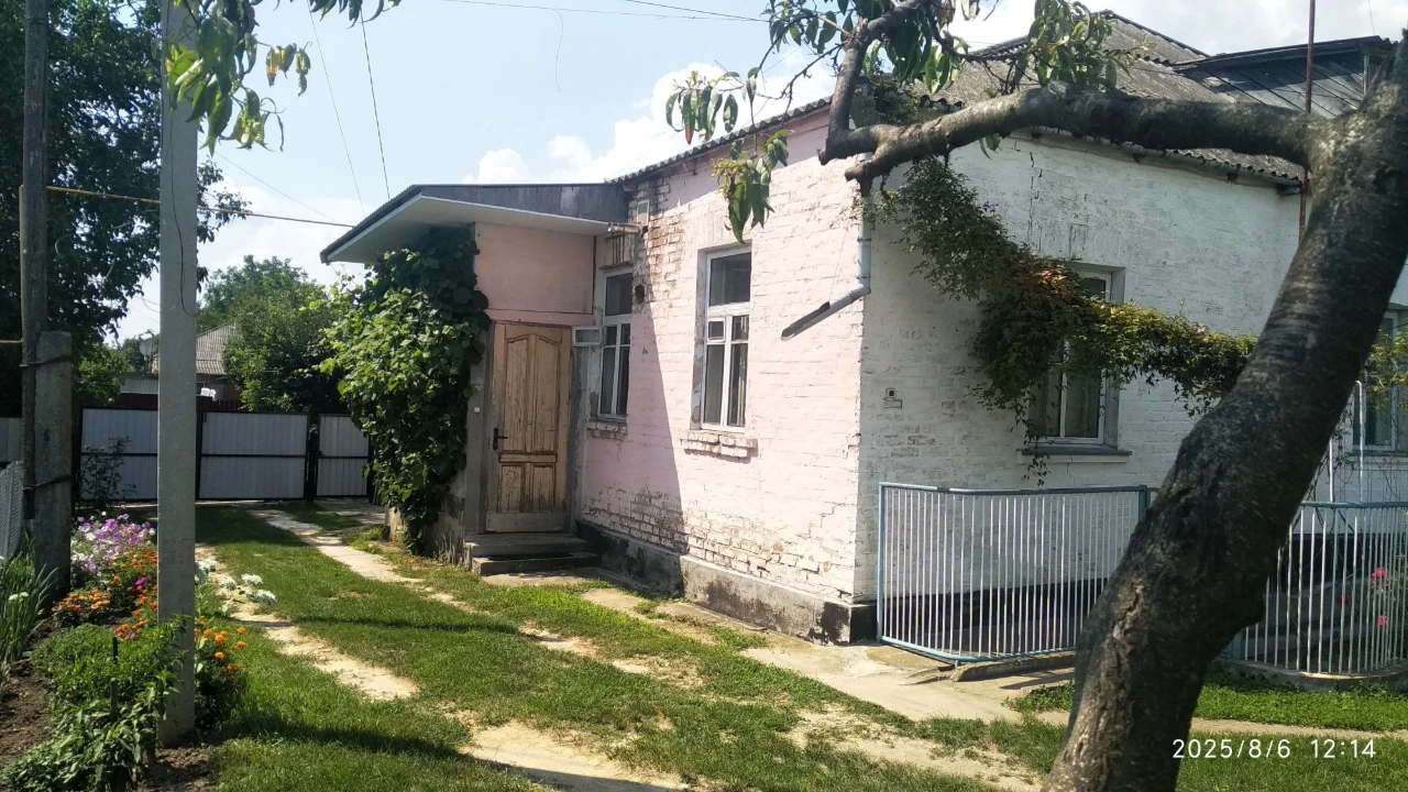 Тараща. Продаж 4кімн.кв 85м.кв в центрі