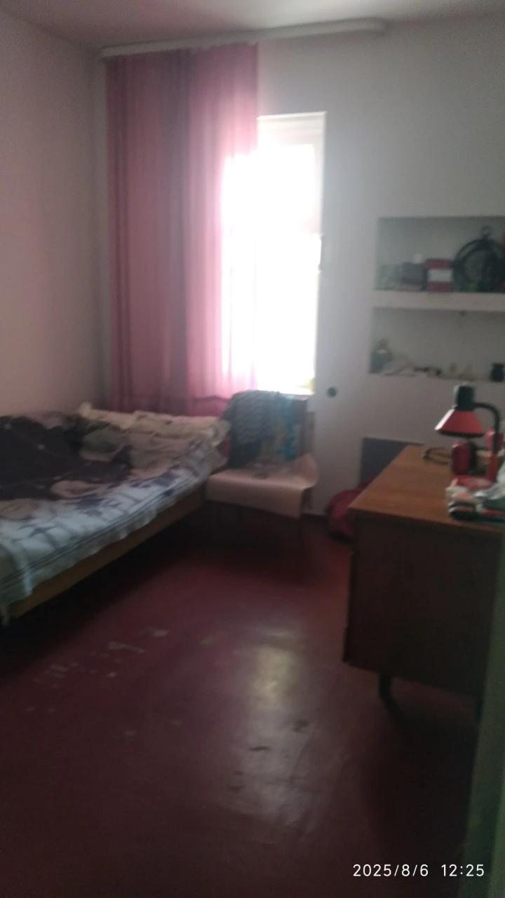 Тараща. Продаж 4кімн.кв 85м.кв в центрі